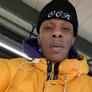 Meet your Posher, Akeim aka Mr.HighFashion